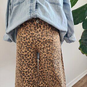AE Stretch Leopard High-Waisted Stovepipe Ankle Pant - Size: 2 Long